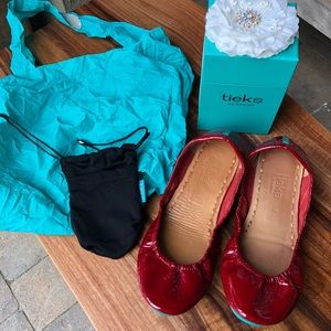 Ruby Red Patent Tieks Size 8